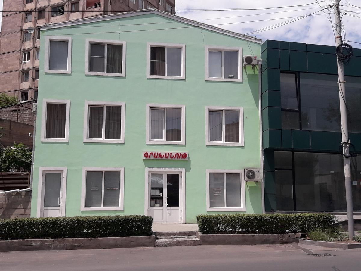 耶烈万 Sunshine酒店 外观 照片